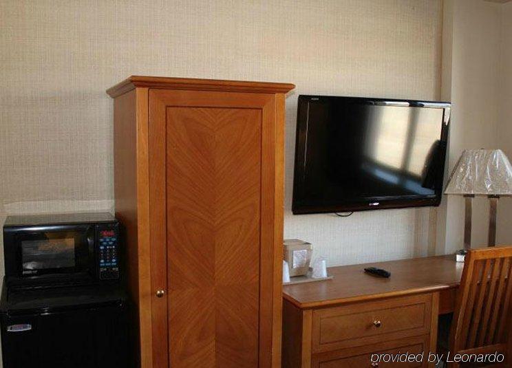Brooklyn Motor Inn Ню Йорк Екстериор снимка