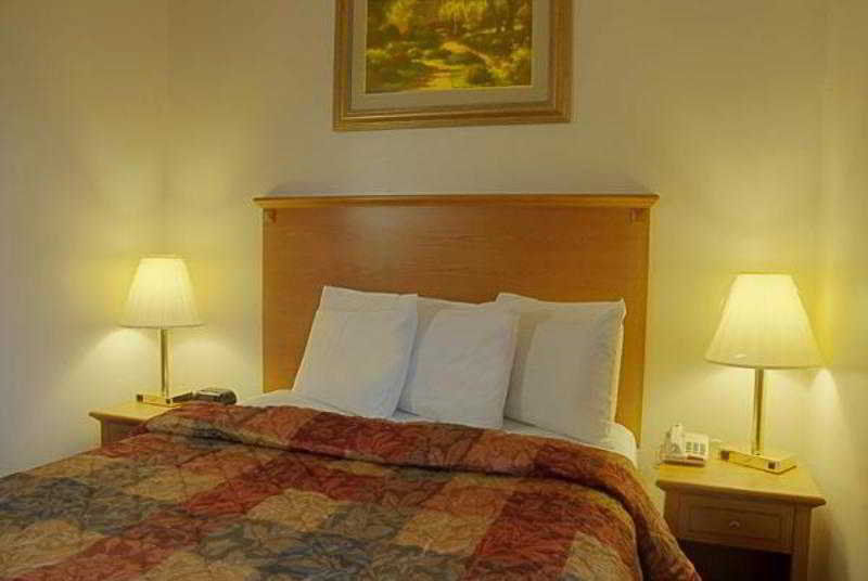 Brooklyn Motor Inn Ню Йорк Екстериор снимка